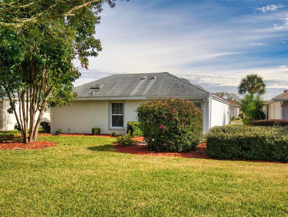 Active With Contract: $200,000 (3 beds, 2 baths, 1741 Square Feet)