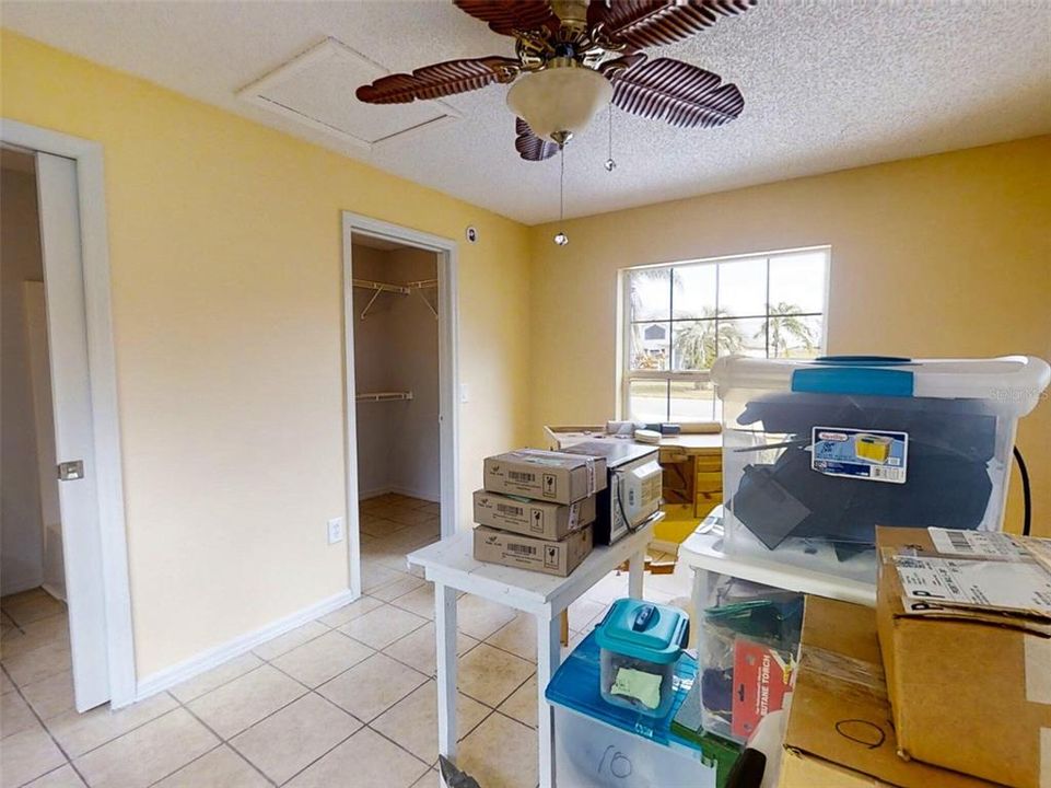 Active With Contract: $200,000 (3 beds, 2 baths, 1741 Square Feet)