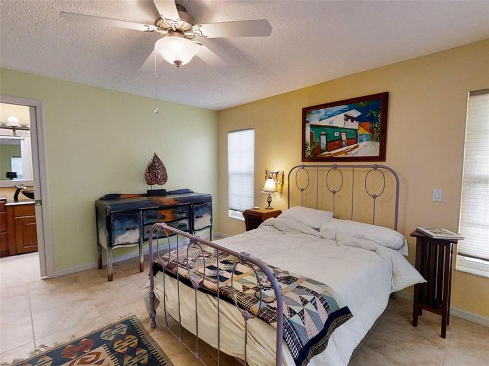 Active With Contract: $200,000 (3 beds, 2 baths, 1741 Square Feet)