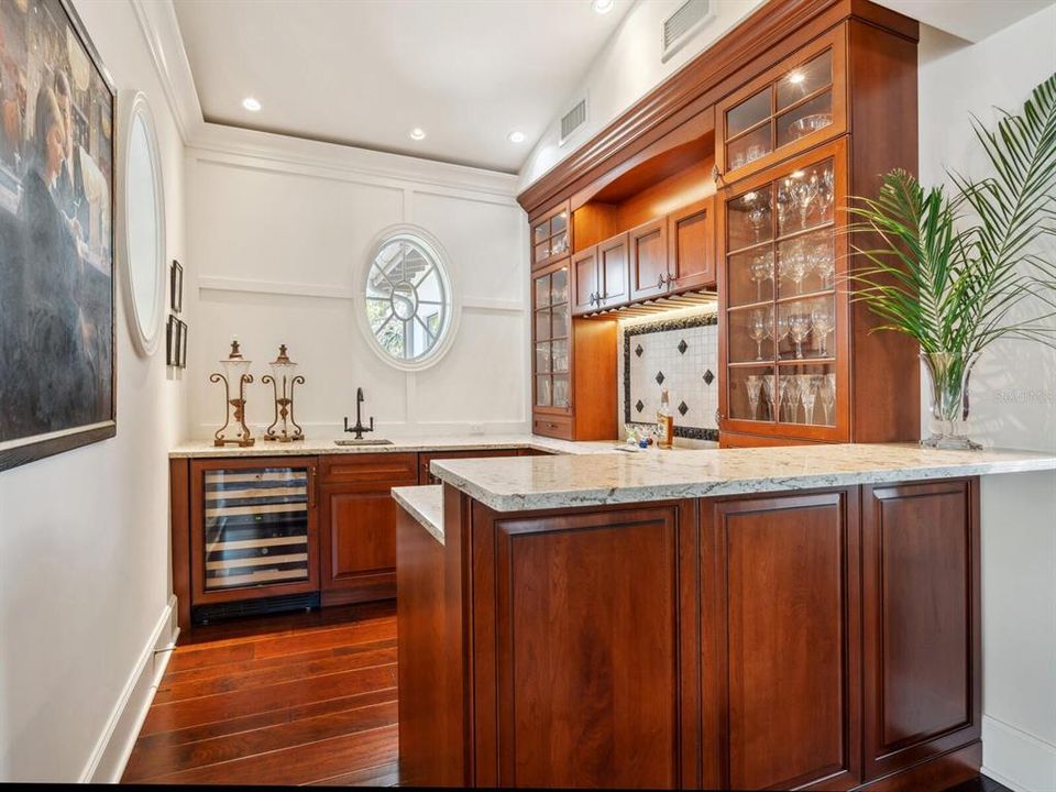 Active With Contract: $3,495,000 (4 beds, 3 baths, 4566 Square Feet)