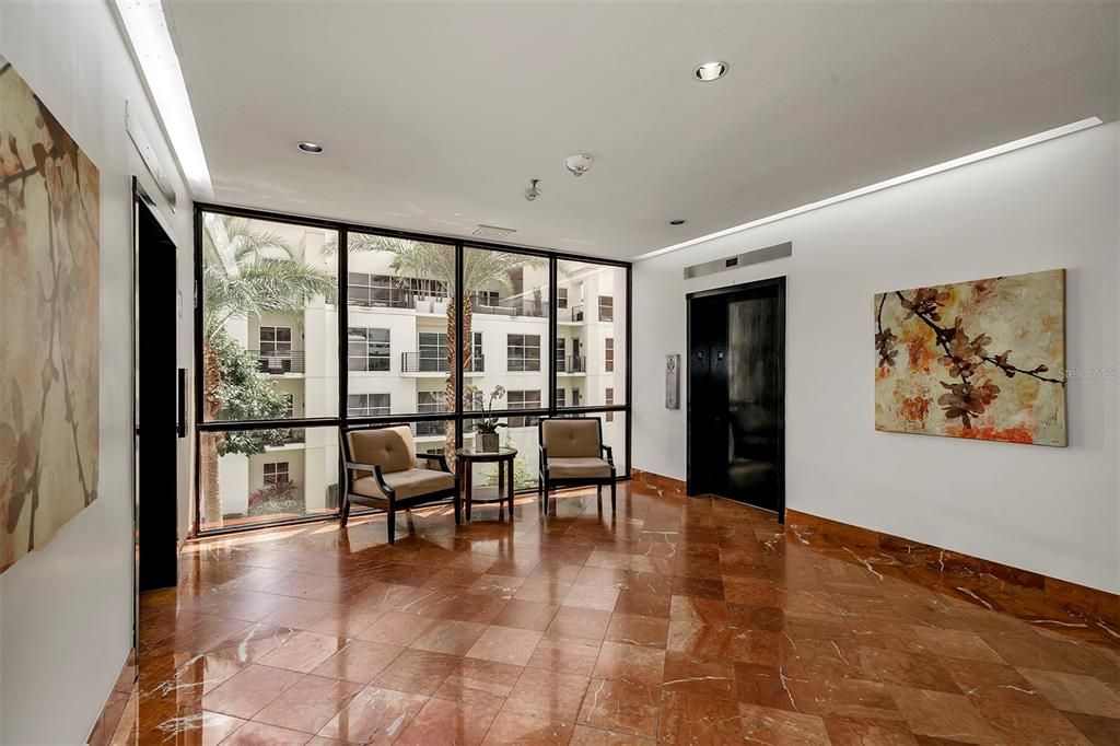 В аренду: $7,995 (2 спален, 2 ванн, 2856 Квадратных фут)