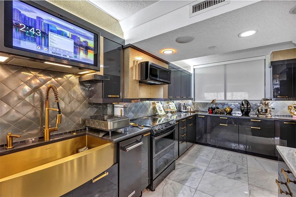 В аренду: $7,995 (2 спален, 2 ванн, 2856 Квадратных фут)