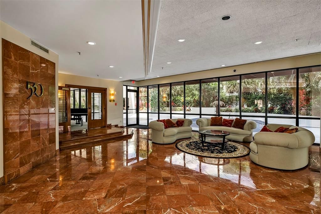 В аренду: $7,995 (2 спален, 2 ванн, 2856 Квадратных фут)