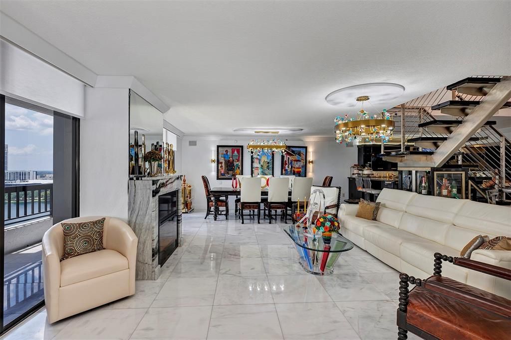 В аренду: $7,995 (2 спален, 2 ванн, 2856 Квадратных фут)