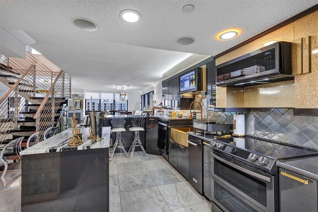 В аренду: $7,995 (2 спален, 2 ванн, 2856 Квадратных фут)