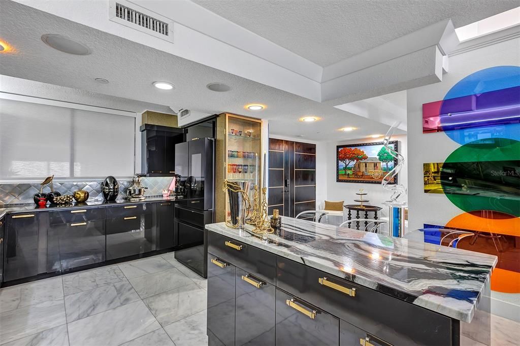 В аренду: $7,995 (2 спален, 2 ванн, 2856 Квадратных фут)