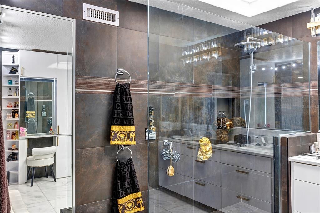 В аренду: $7,995 (2 спален, 2 ванн, 2856 Квадратных фут)