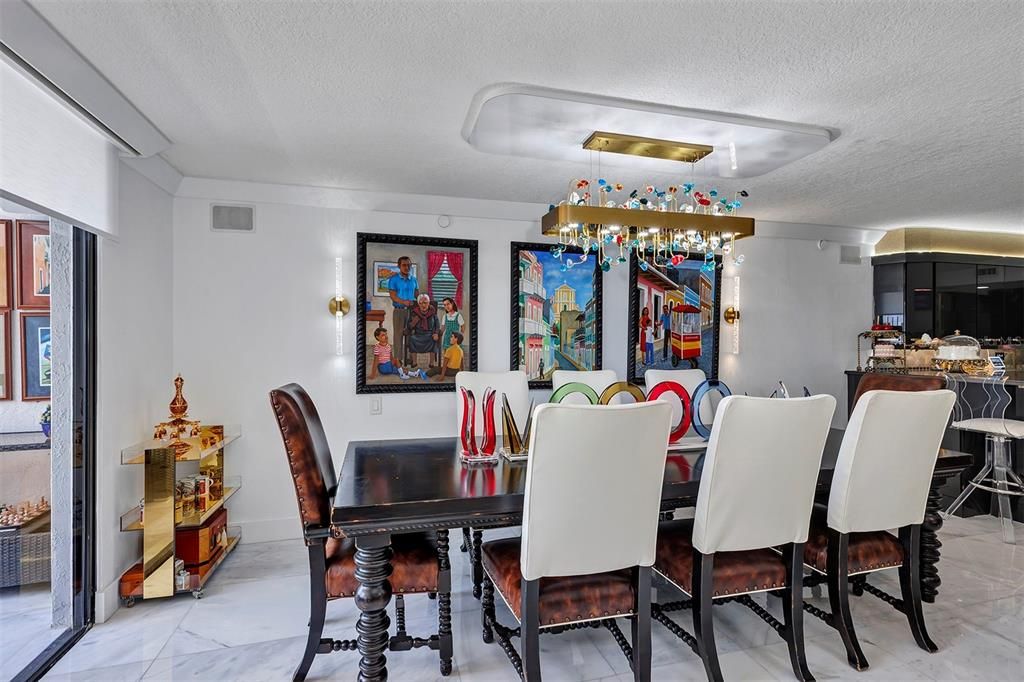 В аренду: $7,995 (2 спален, 2 ванн, 2856 Квадратных фут)