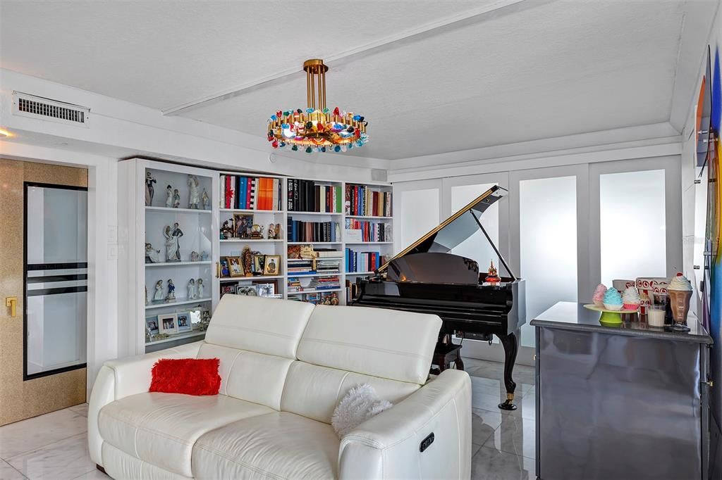 В аренду: $7,995 (2 спален, 2 ванн, 2856 Квадратных фут)