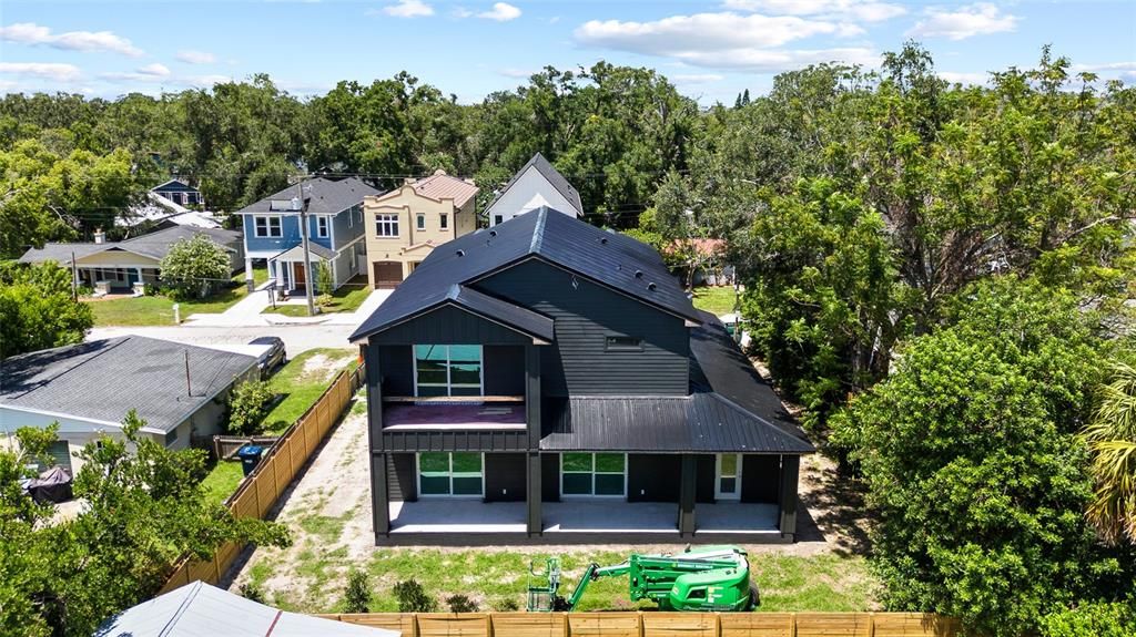 For Sale: $1,200,000 (4 beds, 3 baths, 3402 Square Feet)