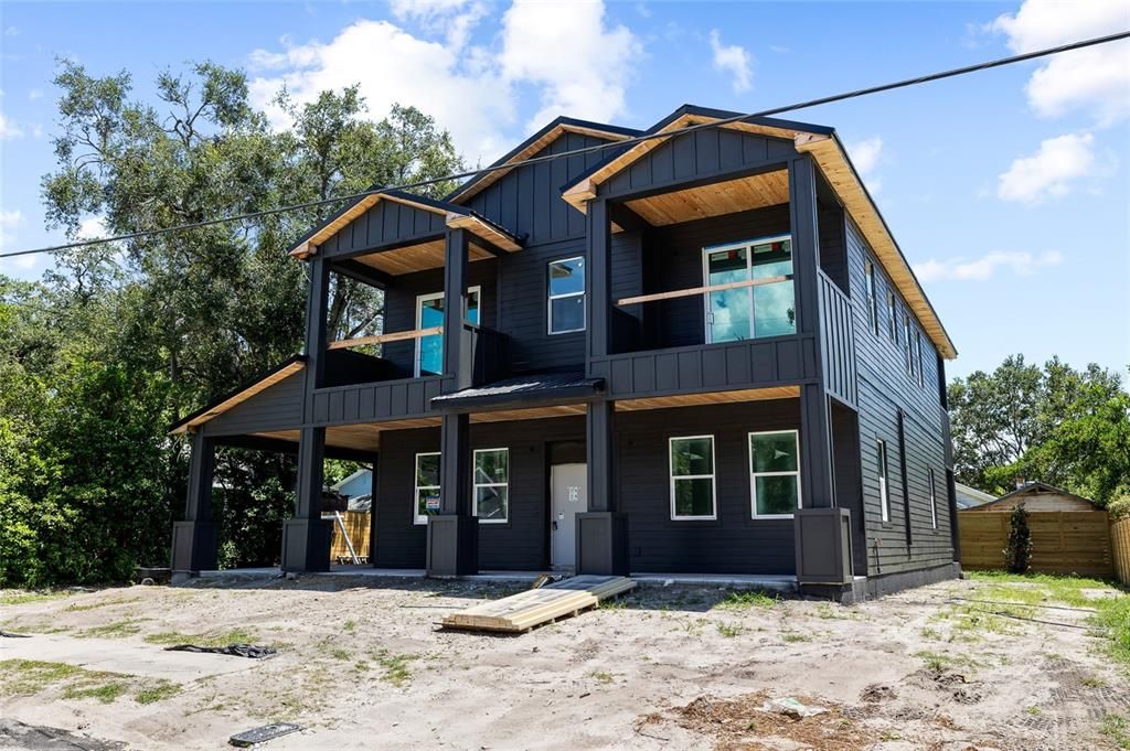 For Sale: $1,200,000 (4 beds, 3 baths, 3402 Square Feet)