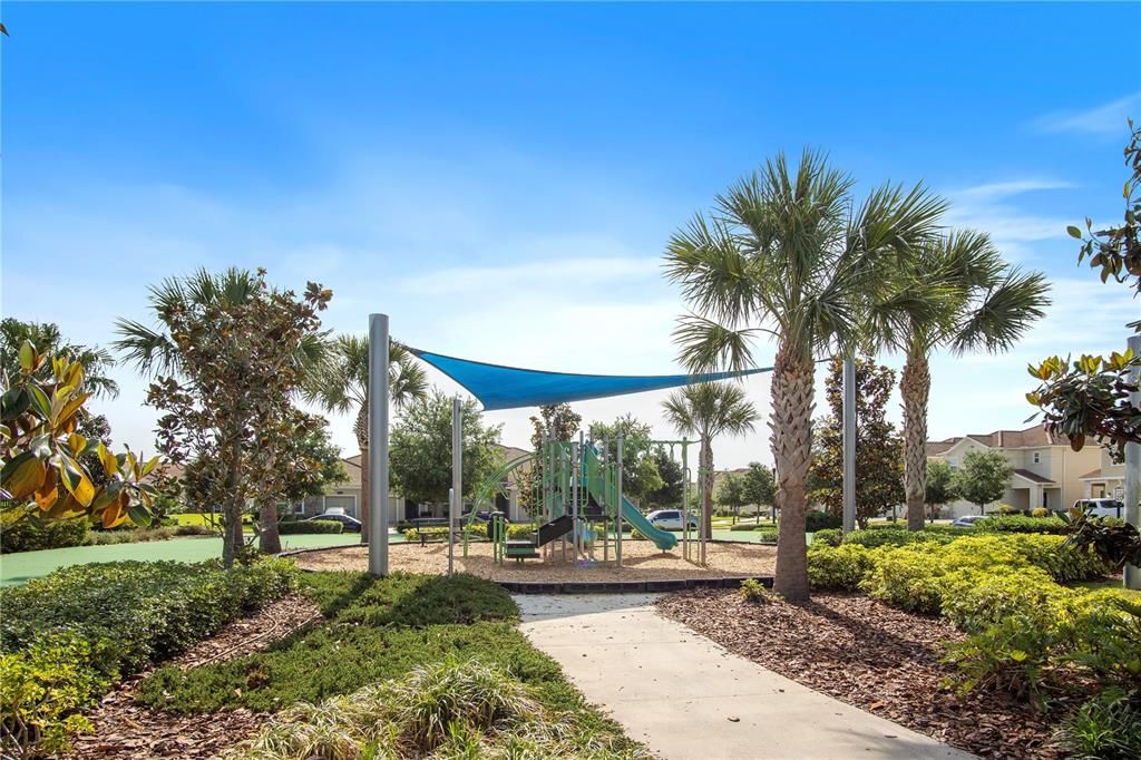 Active With Contract: $245,000 (2 beds, 2 baths, 1394 Square Feet)