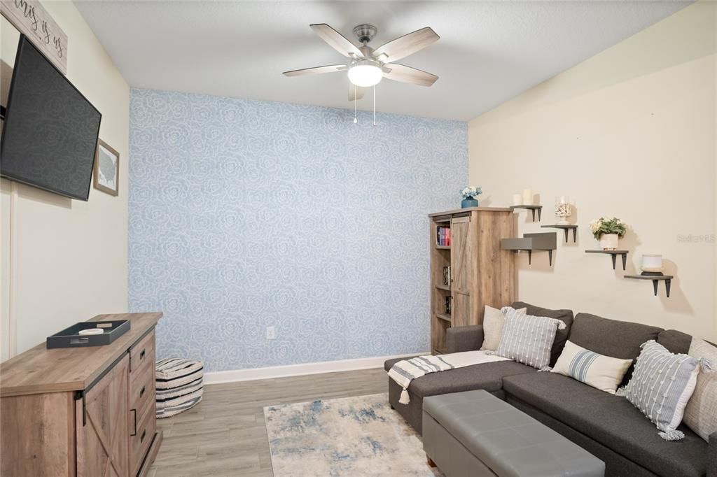 Active With Contract: $245,000 (2 beds, 2 baths, 1394 Square Feet)