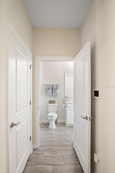 Active With Contract: $245,000 (2 beds, 2 baths, 1394 Square Feet)