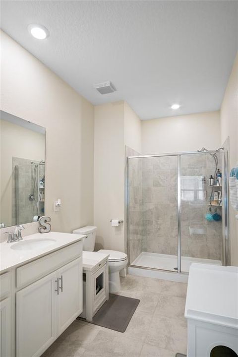 Active With Contract: $245,000 (2 beds, 2 baths, 1394 Square Feet)