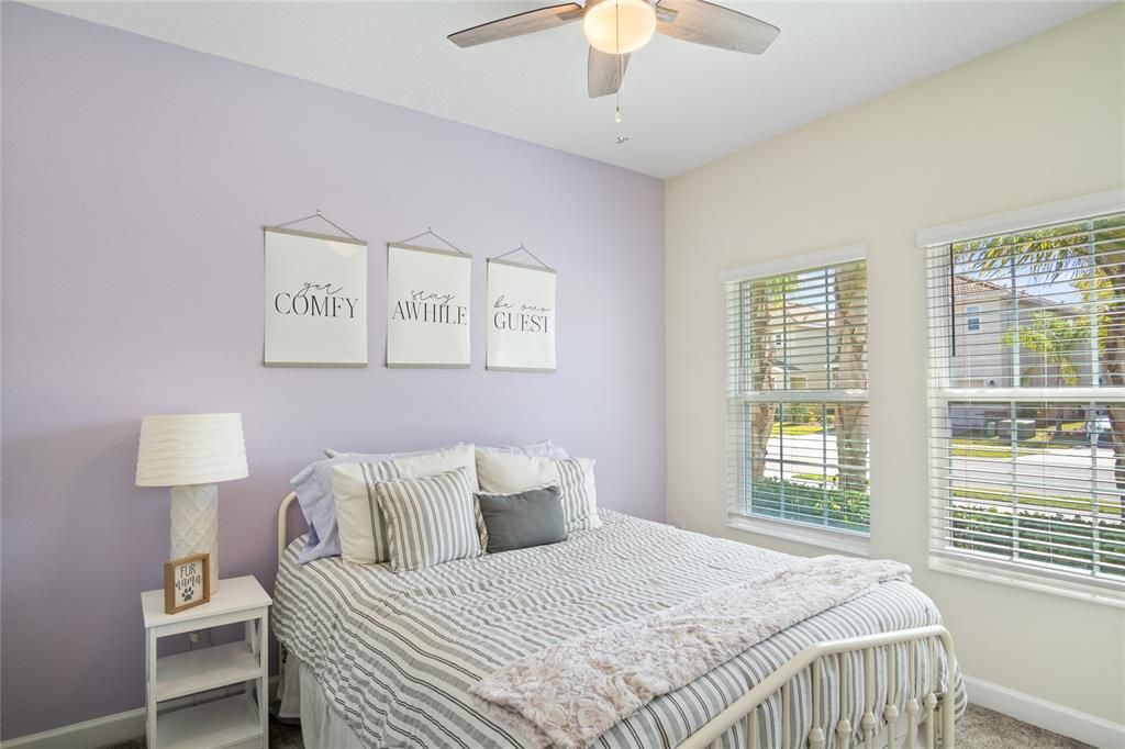 Active With Contract: $245,000 (2 beds, 2 baths, 1394 Square Feet)