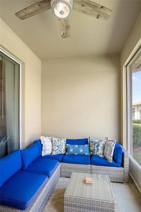 Active With Contract: $245,000 (2 beds, 2 baths, 1394 Square Feet)