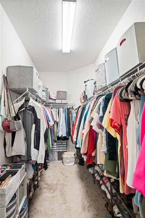 Active With Contract: $245,000 (2 beds, 2 baths, 1394 Square Feet)