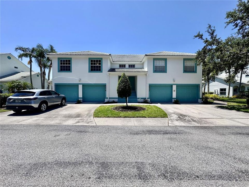 Active With Contract: $248,900 (2 beds, 2 baths, 1346 Square Feet)