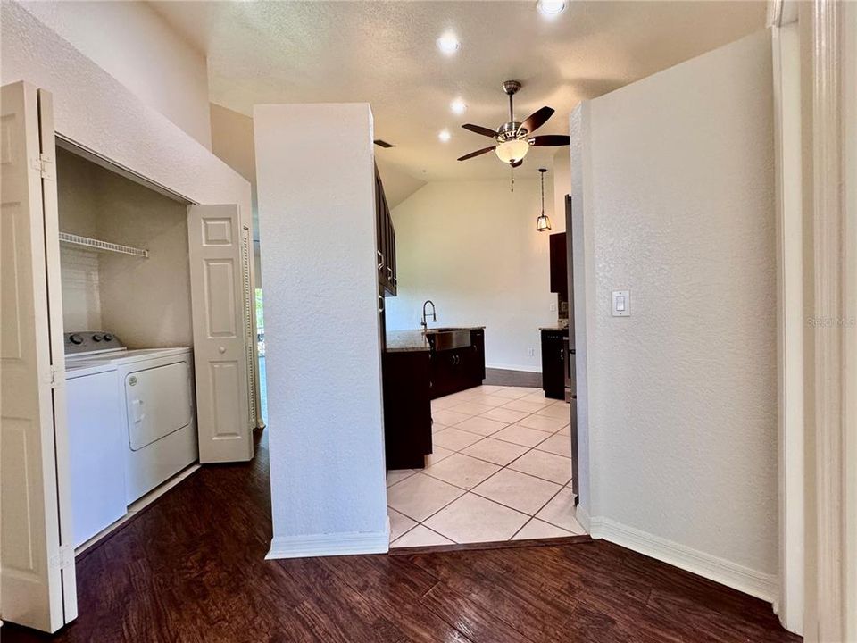 Active With Contract: $248,900 (2 beds, 2 baths, 1346 Square Feet)