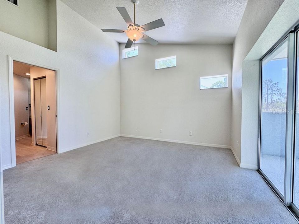Active With Contract: $248,900 (2 beds, 2 baths, 1346 Square Feet)