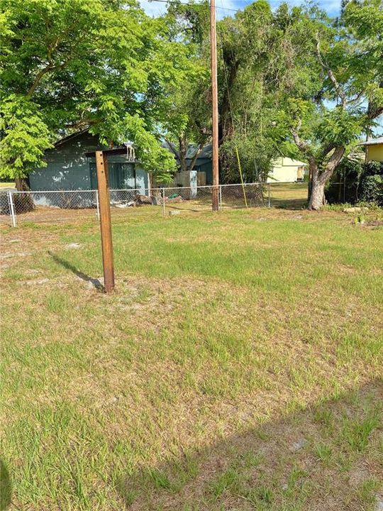 На продажу: $210,000 (3 спален, 2 ванн, 1296 Квадратных фут)