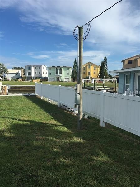 待售: $399,975 (0.17 acres)