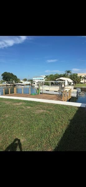 待售: $399,975 (0.17 acres)