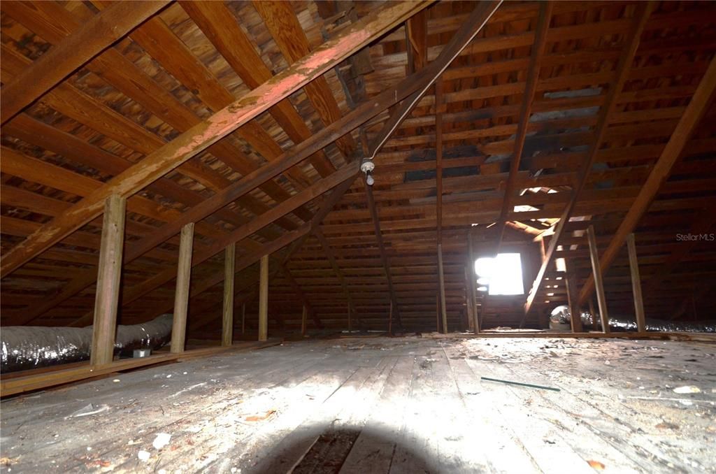 待售: $199,700 (4 贝兹, 2 浴室, 1848 平方英尺)