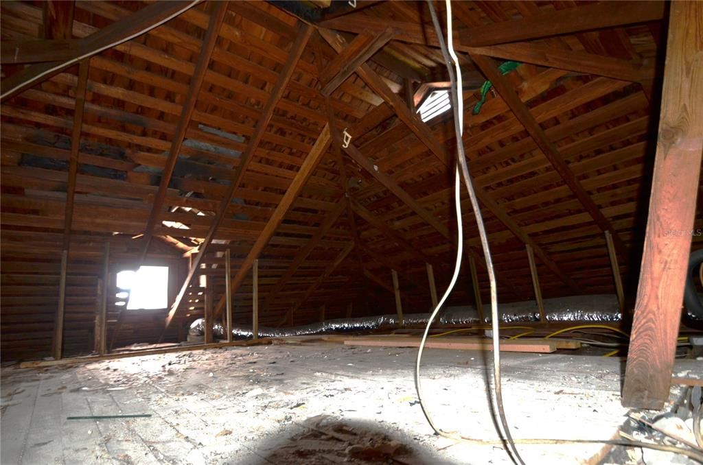 待售: $199,700 (4 贝兹, 2 浴室, 1848 平方英尺)