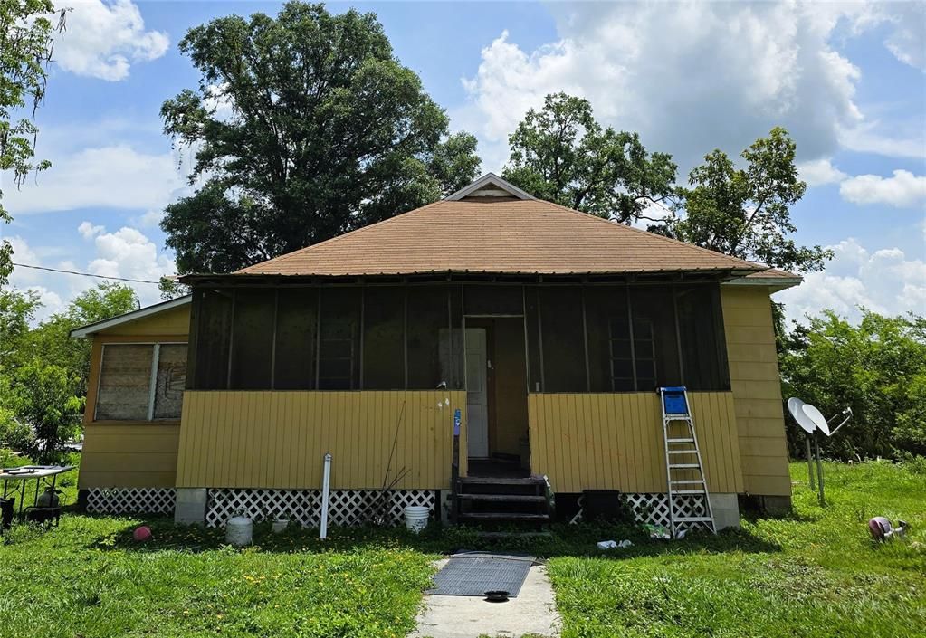 Недавно продано: $125,000 (3 спален, 1 ванн, 1372 Квадратных фут)