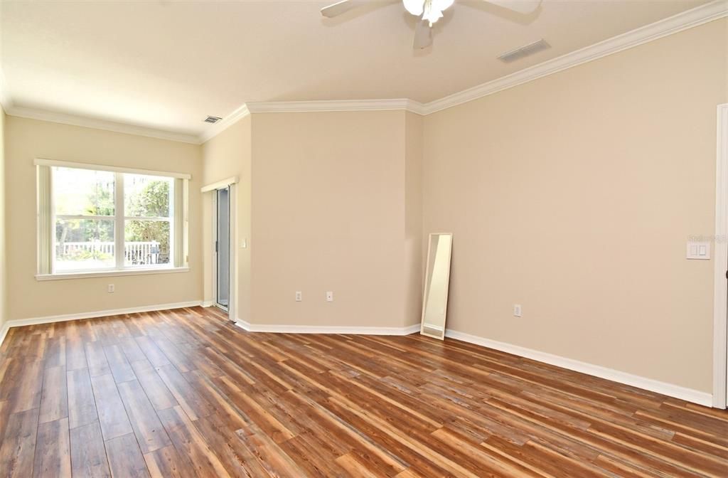 待售: $884,000 (4 贝兹, 4 浴室, 2740 平方英尺)