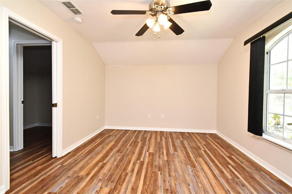 待售: $884,000 (4 贝兹, 4 浴室, 2740 平方英尺)