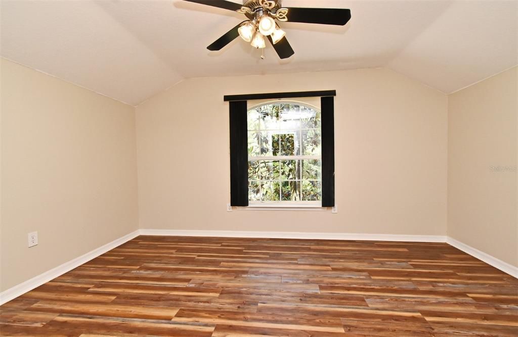 待售: $884,000 (4 贝兹, 4 浴室, 2740 平方英尺)