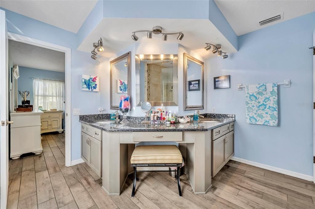 На продажу: $625,000 (3 спален, 2 ванн, 1921 Квадратных фут)