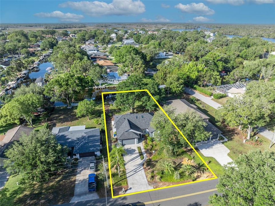 На продажу: $625,000 (3 спален, 2 ванн, 1921 Квадратных фут)