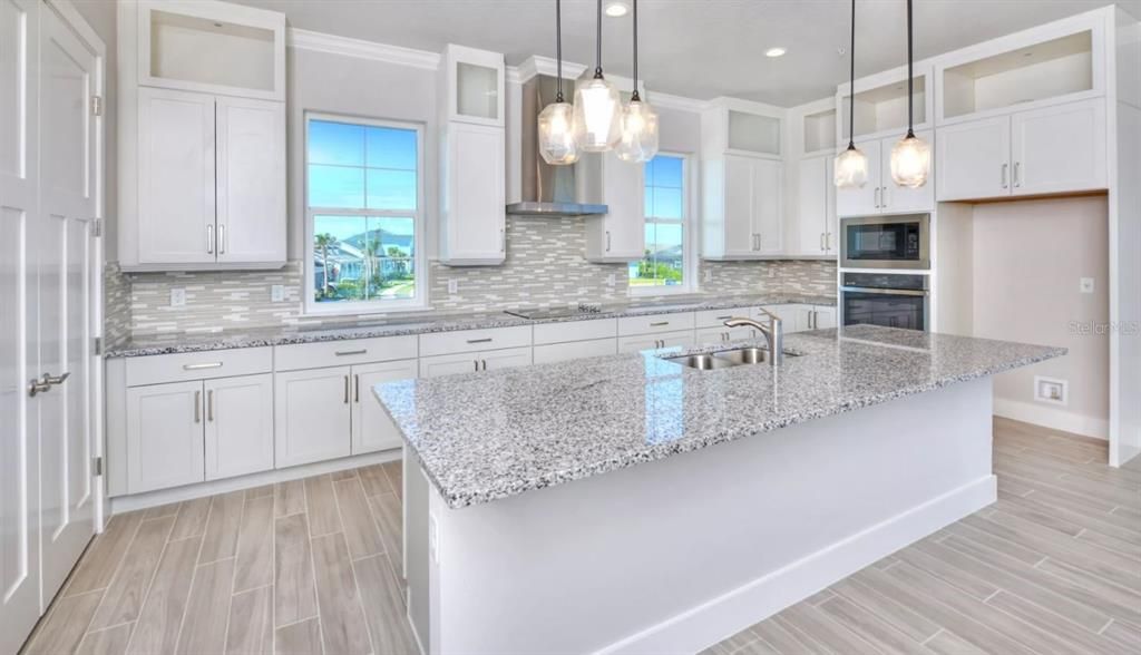 For Sale: $1,324,999 (2 beds, 2 baths, 2174 Square Feet)