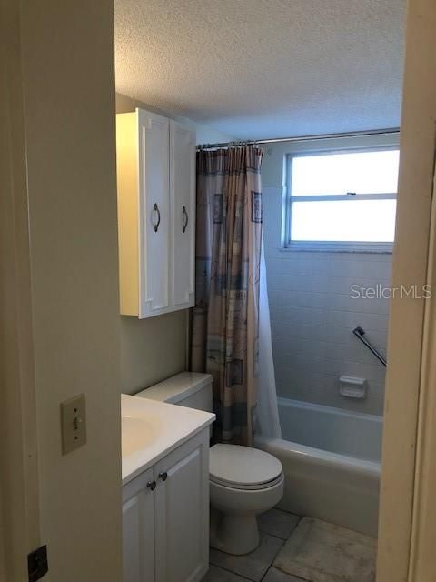 出租: $1,600 (2 贝兹, 2 浴室, 864 平方英尺)