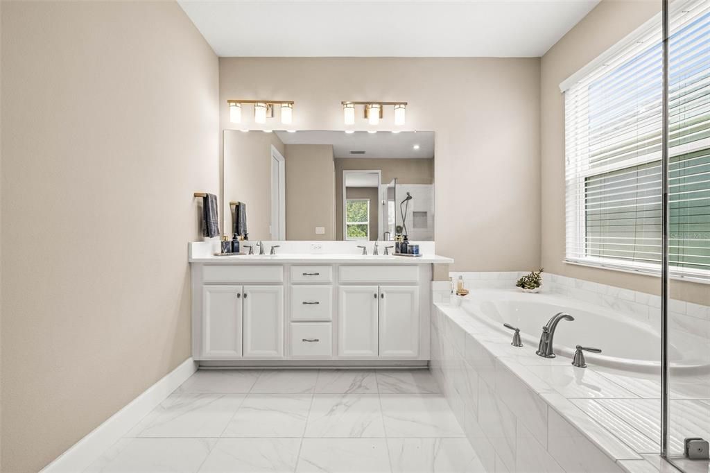 For Sale: $770,000 (4 beds, 3 baths, 2399 Square Feet)