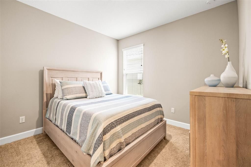 For Sale: $770,000 (4 beds, 3 baths, 2399 Square Feet)