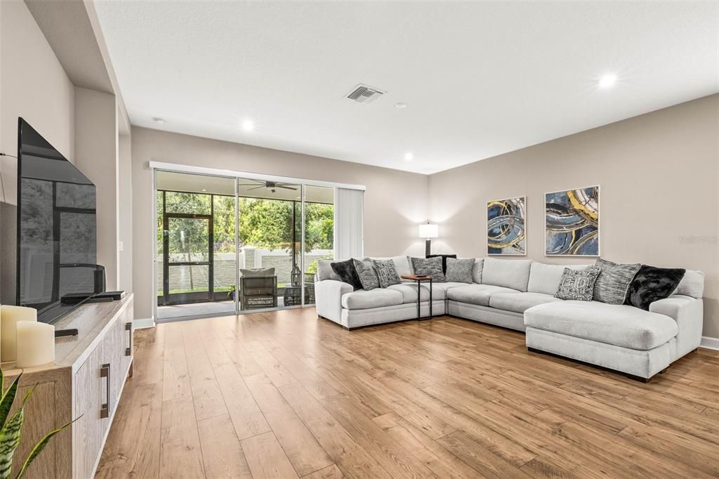 For Sale: $770,000 (4 beds, 3 baths, 2399 Square Feet)
