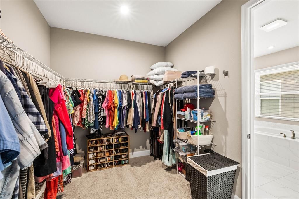 For Sale: $770,000 (4 beds, 3 baths, 2399 Square Feet)
