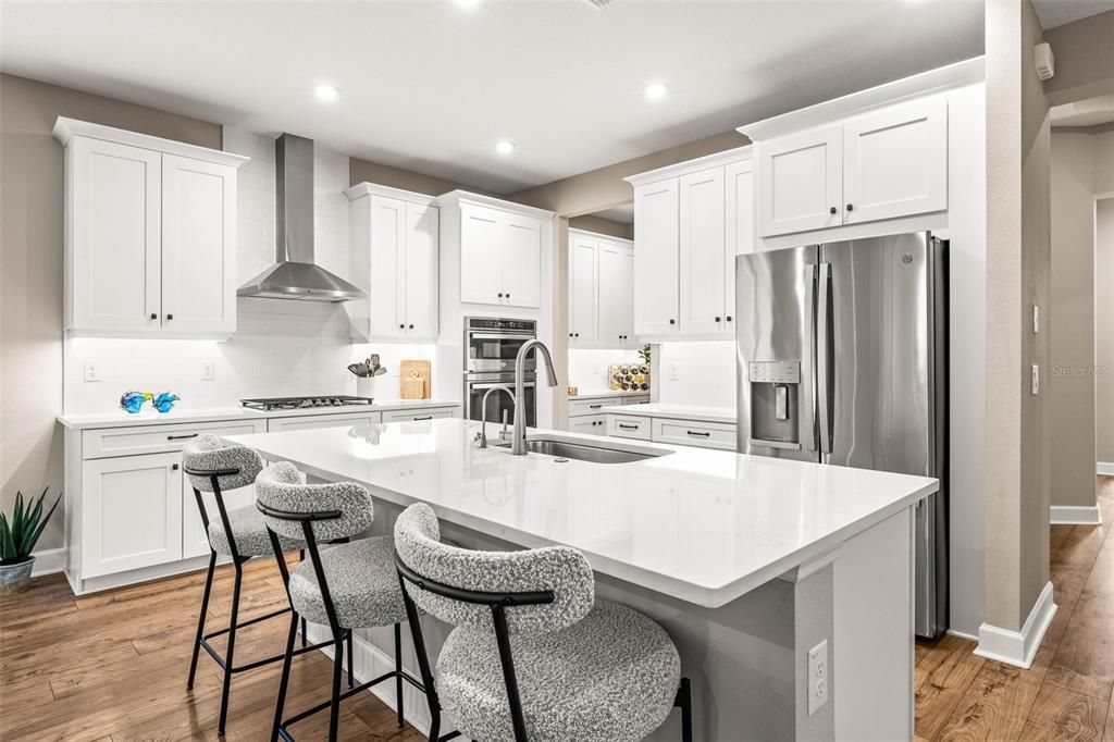 For Sale: $770,000 (4 beds, 3 baths, 2399 Square Feet)