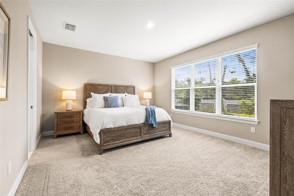 For Sale: $770,000 (4 beds, 3 baths, 2399 Square Feet)