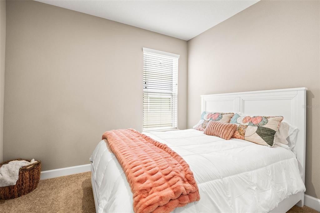 For Sale: $770,000 (4 beds, 3 baths, 2399 Square Feet)
