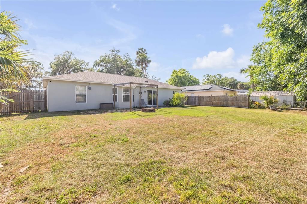 待售: $325,000 (3 贝兹, 2 浴室, 1404 平方英尺)