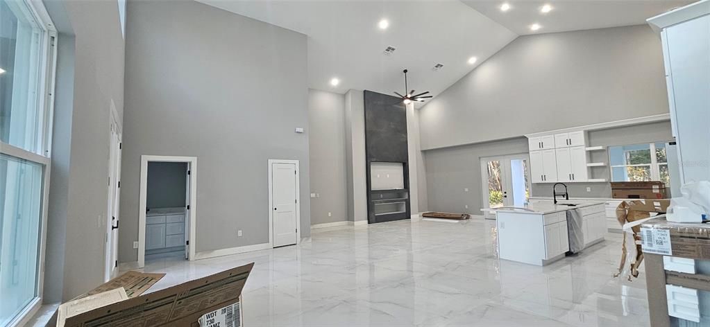 待售: $649,000 (4 贝兹, 2 浴室, 2730 平方英尺)