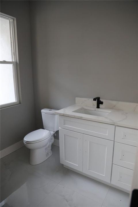 待售: $649,000 (4 贝兹, 2 浴室, 2730 平方英尺)