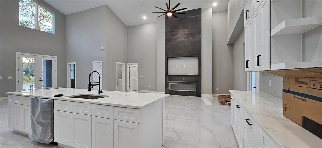 待售: $649,000 (4 贝兹, 2 浴室, 2730 平方英尺)