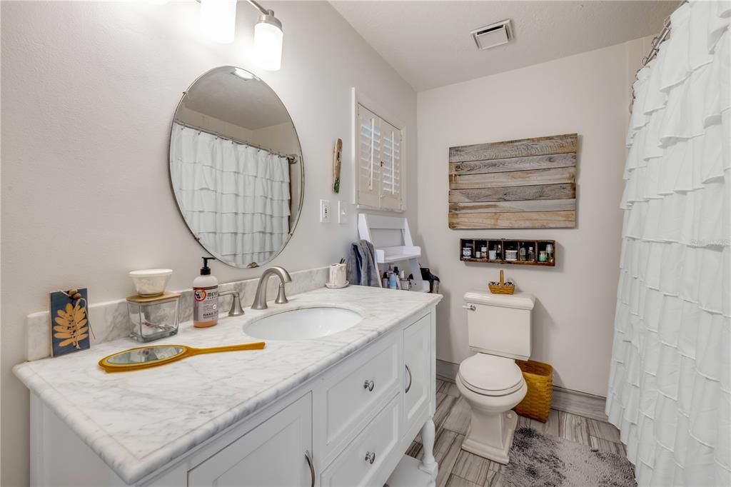 For Sale: $1,999,999 (3 beds, 3 baths, 2400 Square Feet)